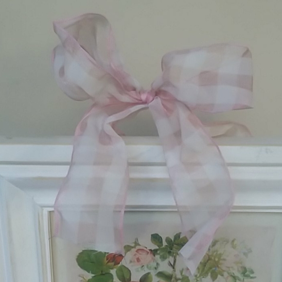 Pink roses wall art - Picture 4 of 4